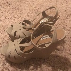 STEVE MADDEN wedges